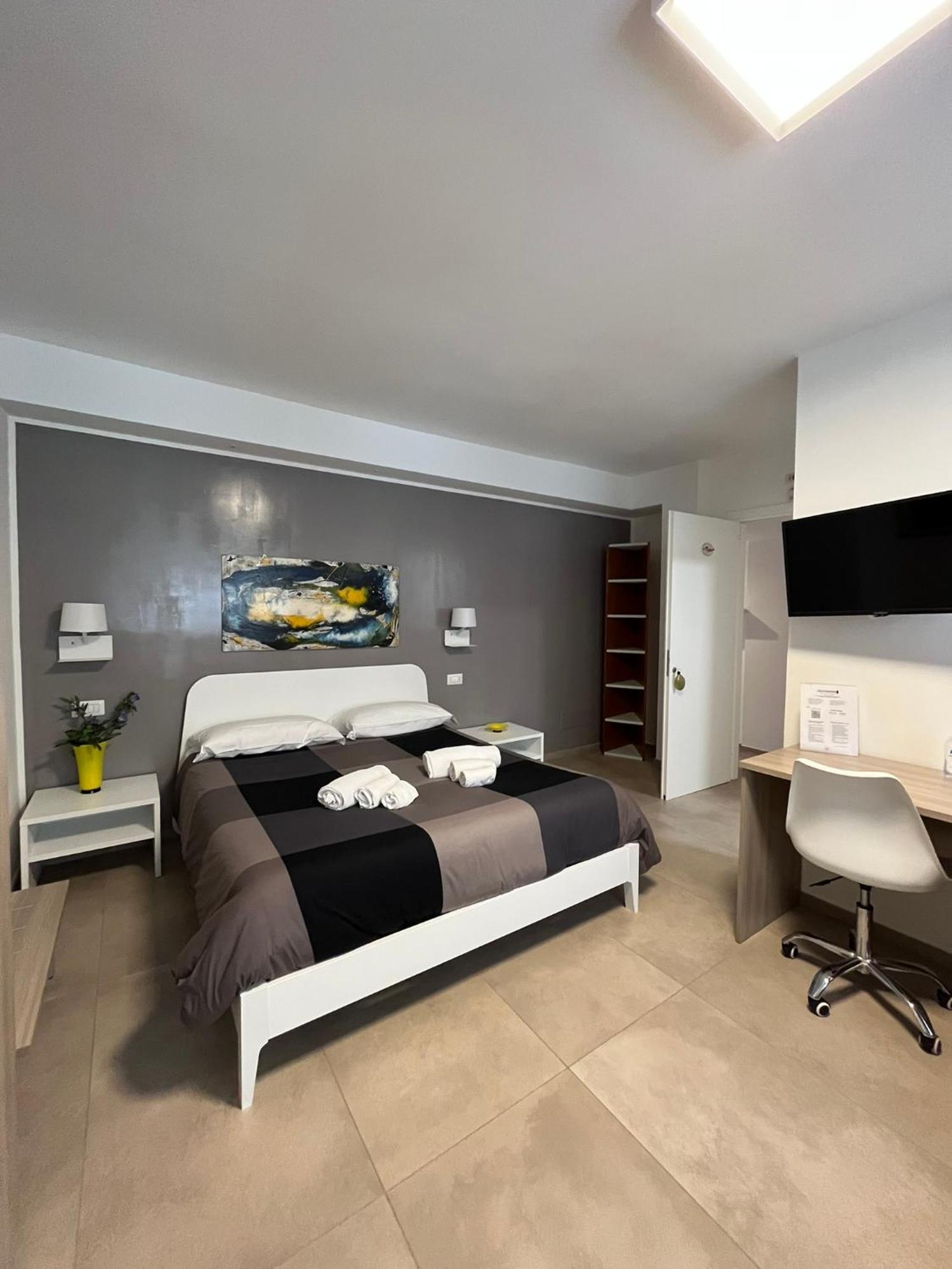 Porta Anfiteatro Pompei Hotel Bagian luar foto